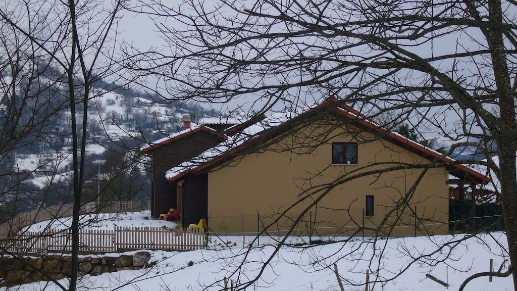 Apartamentos La Senda San Juan de Parres Buitenkant foto