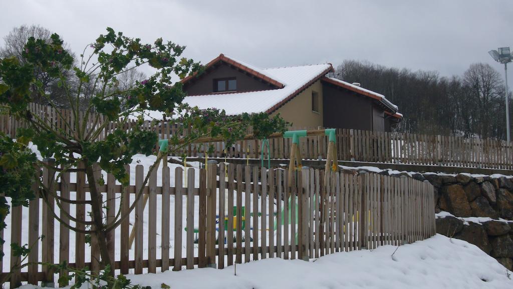 Apartamentos La Senda San Juan de Parres Buitenkant foto