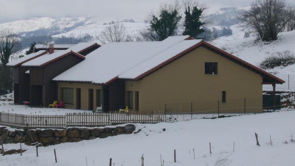 Apartamentos La Senda San Juan de Parres Buitenkant foto