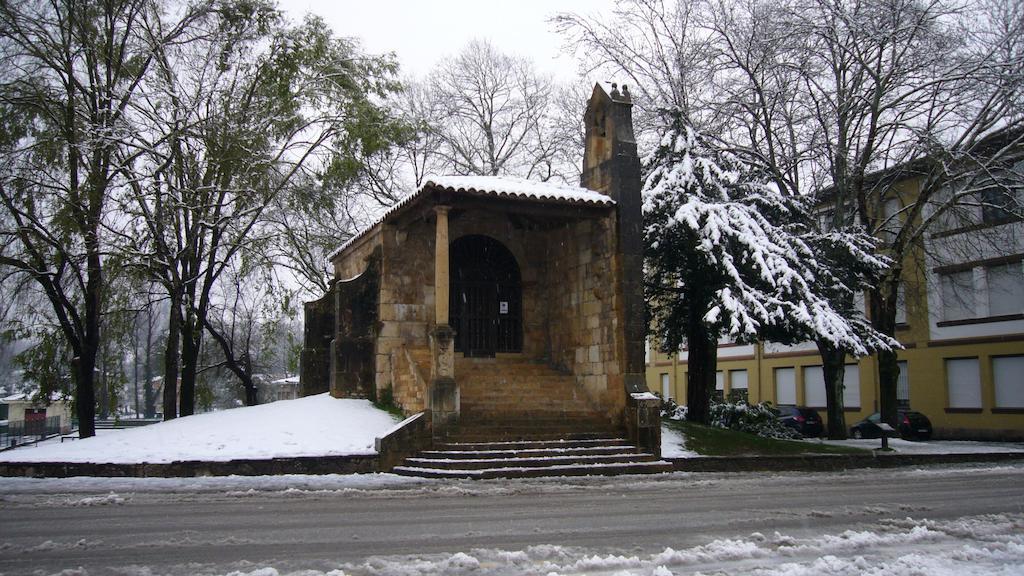 Apartamentos La Senda San Juan de Parres Buitenkant foto