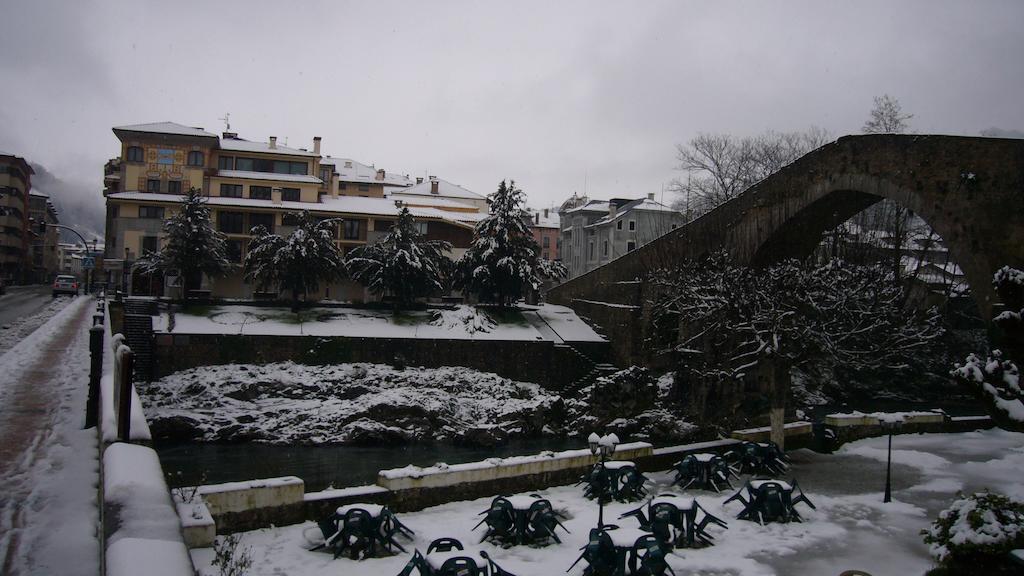 Apartamentos La Senda San Juan de Parres Buitenkant foto
