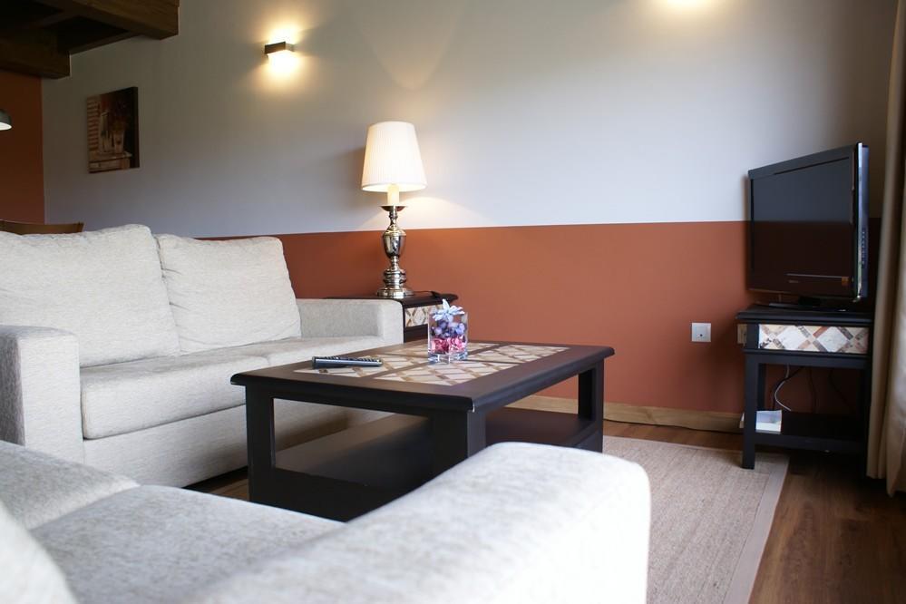 Apartamentos La Senda San Juan de Parres Buitenkant foto